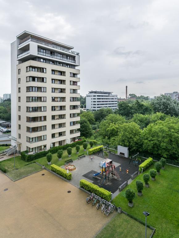 Color Apartment Krasków Exterior foto